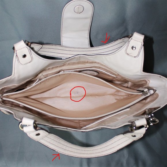 Etienne Aigner White Leather Shoulder Bag - Picture 6 of 11